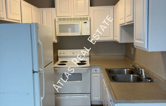 1 bed, 1 bath, 500 sqft, $930