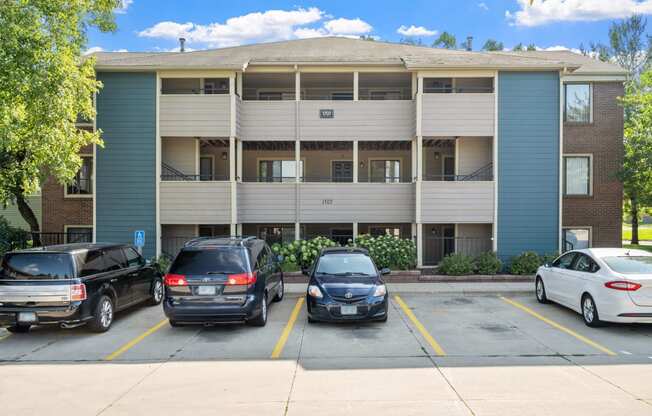 Exterior of Jordan Creek and Mills