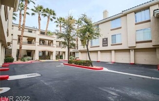 7135 South DURANGO Drive