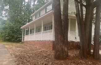 126 COUNTRY TOWN DR