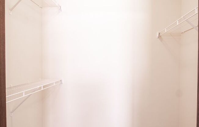 3 beds, 2 baths, 1,323 sqft, $1,725, Unit A202