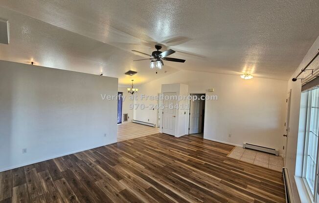 Well maintained maintained 3 bedroom 2 bath home in Fruita CO