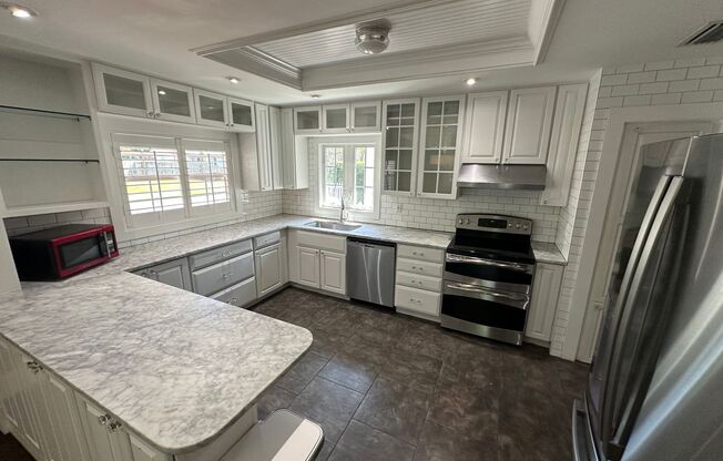 Charming 3 Bed 2 Bath home in the heart of Winter Park