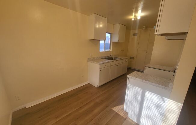 1 bed, 1 bath, 500 sqft, $1,450, Unit Unit 5