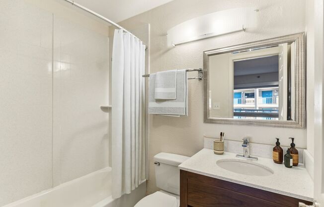 1 bed, 1 bath, $999
