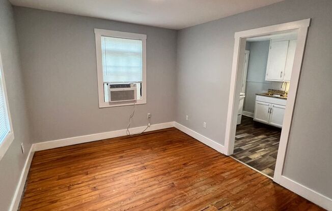 1103 Berry Street - MOVE IN SPECIAL