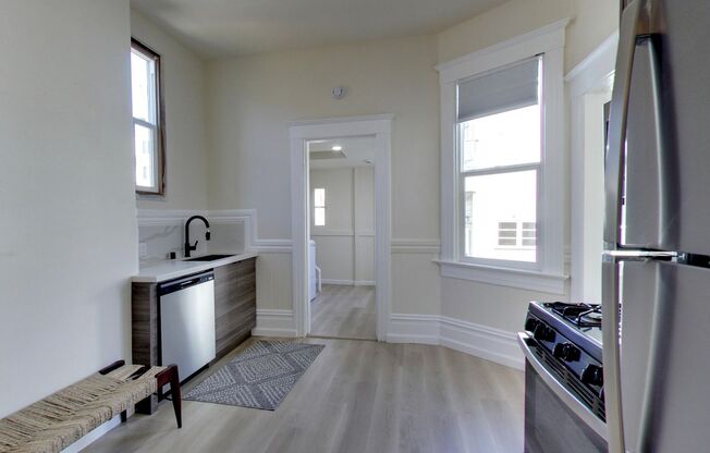 2 beds, 1 bath, 785 sqft, $3,545, Unit 1926 Bush Street #B