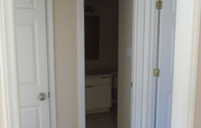 3 beds, 2 baths, $1,400