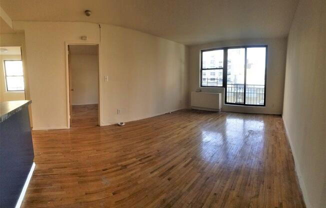 422 E 89 ST