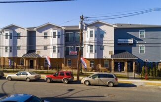 1 bed, 1.5 baths, 760 sqft, $2,000, Unit 222