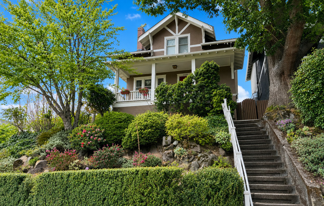 Queen Anne Home