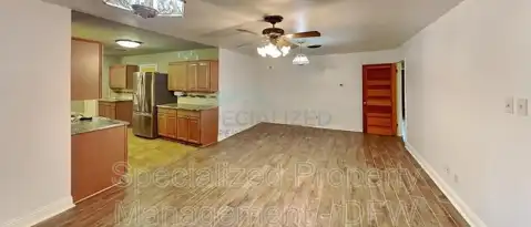 2109 BARBELL LN