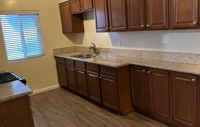 1 bed, 1 bath, 795 sqft, $1,795, Unit 01