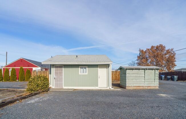 1 Bedroom 1 Bath Home for Rent!!