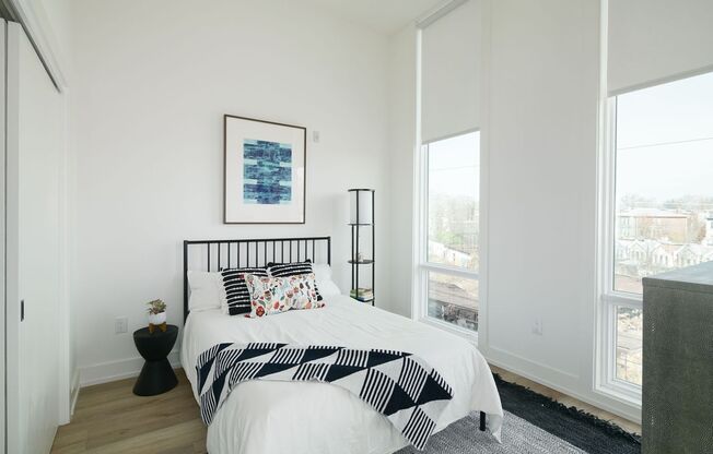 2 beds, 2 baths, 865 sqft, $1,799, Unit Unit 202
