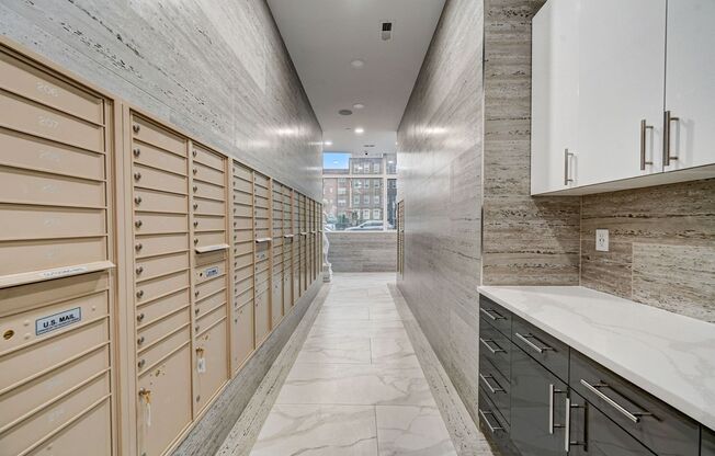 1 bed, 1 bath, 593 sqft, $1,850, Unit 208