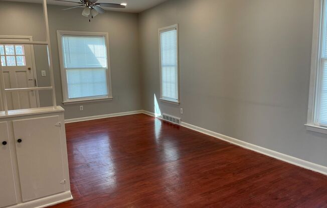 Remodeled 3BR Minutes From Dundee