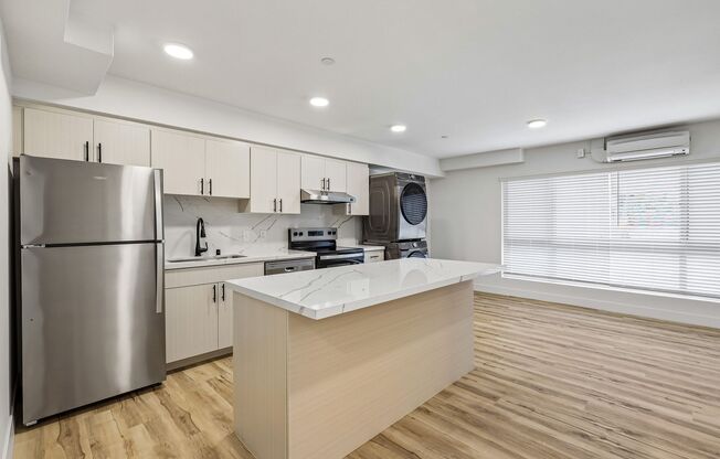 2 beds, 2 baths, 824 sqft, $3,795, Unit 2330-201