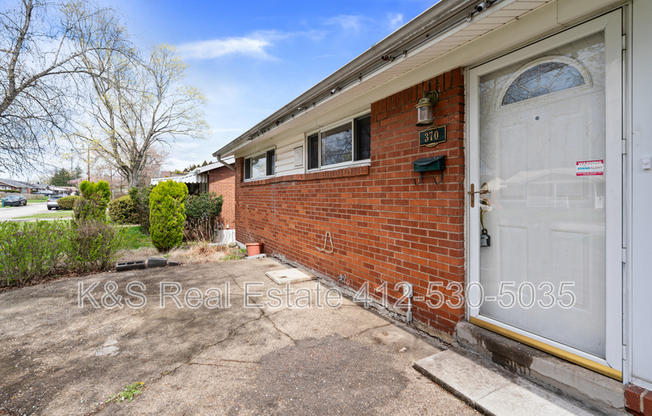370 PRINCETON DR