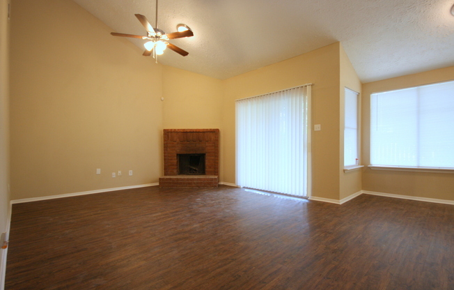 3 beds, 2 baths, $1,695