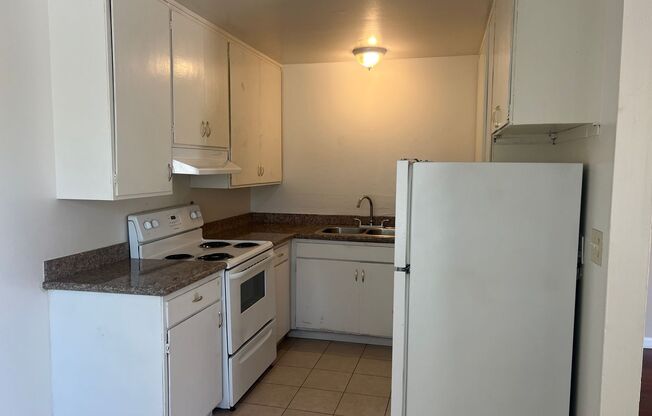 0369 - Calabazas Ct 1361