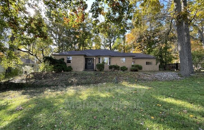 7611 Aboite Center Rd