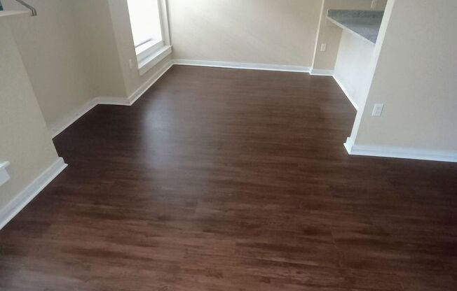 2 beds, 1.5 baths, 1,136 sqft, $1,477, Unit 107