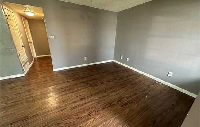 Charming 2-Bedroom Townhome for Rent in Prime East Austin Location – Your Ideal Urban Retreat!