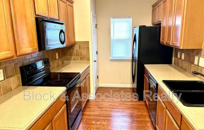 249 LINDEN PARK LN