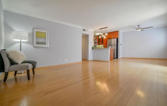 Engineered Wood Flooring at Towne at Glendale, Glendale, 91208