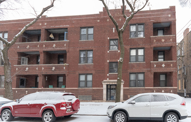 947 HOYNE