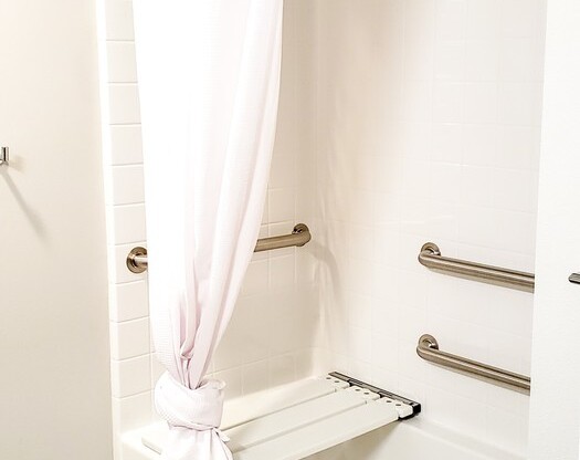 Studio, 1 bath, 490 sqft, $1,795, Unit 404 ADA