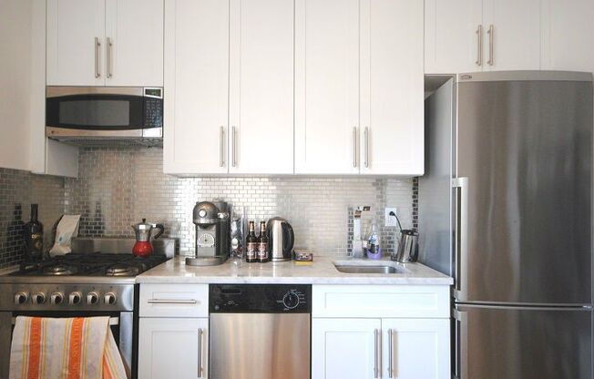 150 W 84 ST