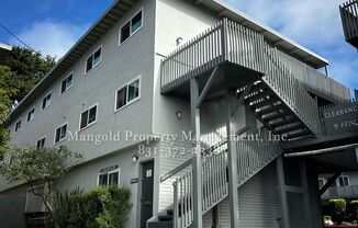 2 beds, 1 bath, 623 sqft, $2,250, Unit A-06