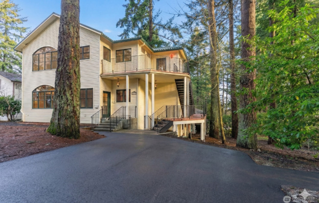 14520 FREEMONT AVE N