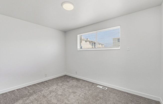 2 beds, 1 bath, 620 sqft, $1,150, Unit 5