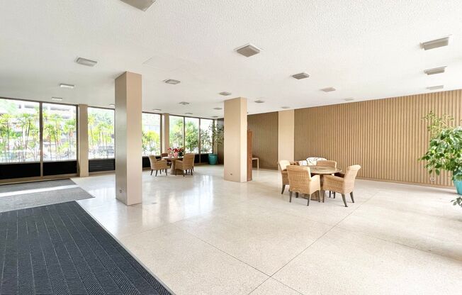 1 bed, 1 bath, $2,300