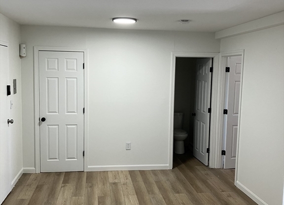 1 bed, 1 bath, 650 sqft, $2,050, Unit 22