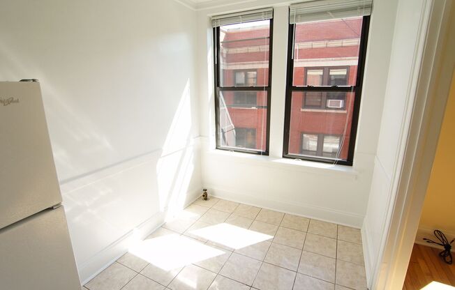 Studio, 1 bath, 499 sqft, $1,450, Unit Spaulding-304