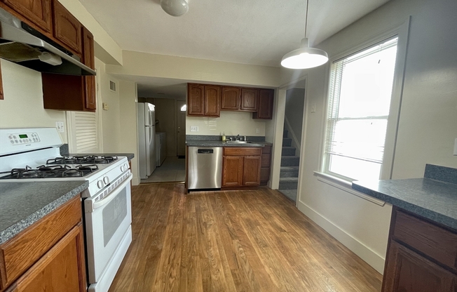 25 Oakland St 1