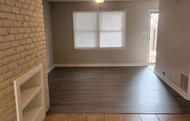 Remodeled 2 Bedroom Townhouse FOR RENT