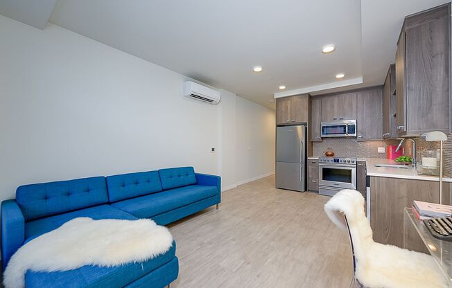 1 bed, 1 bath, 542 sqft, $2,399, Unit 209