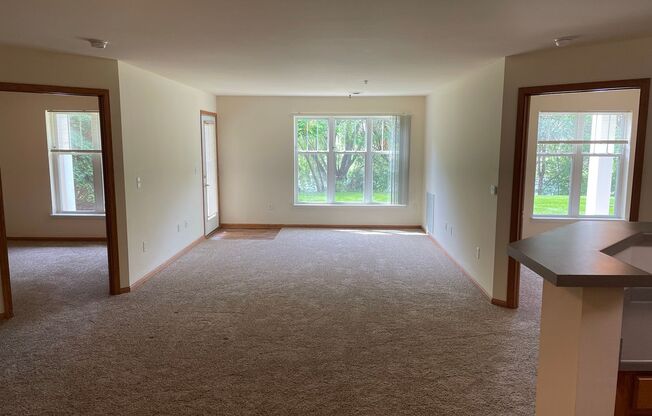 2 beds, 1 bath, 1,086 sqft, $1,620, Unit 925-108