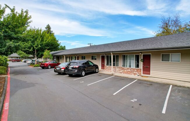 2 beds, 1 bath, 845 sqft, $1,575, Unit 49