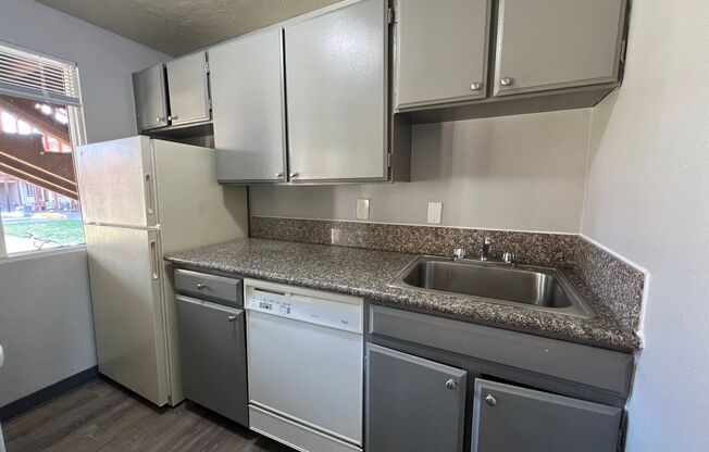 1 bed, 1 bath, 625 sqft, $1,150, Unit 29