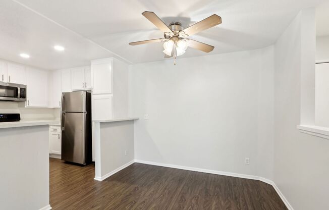 2 beds, 2 baths, 1,200 sqft, $2,598, Unit 108