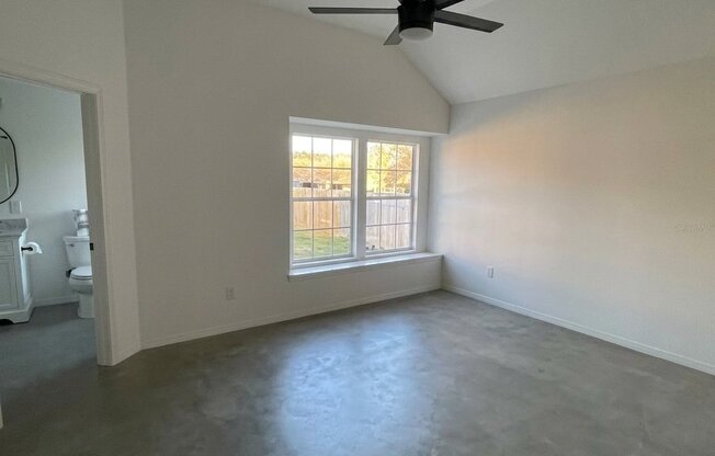 2100 ROSEMARY LN