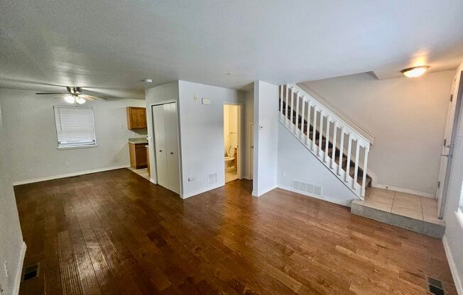 Great 2 bedroom condo in Old Colorado City!