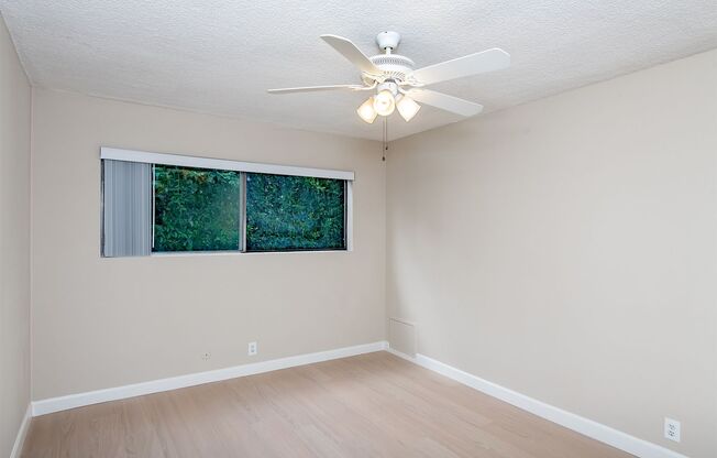 2 beds, 2 baths, 964 sqft, $2,495, Unit 160-02
