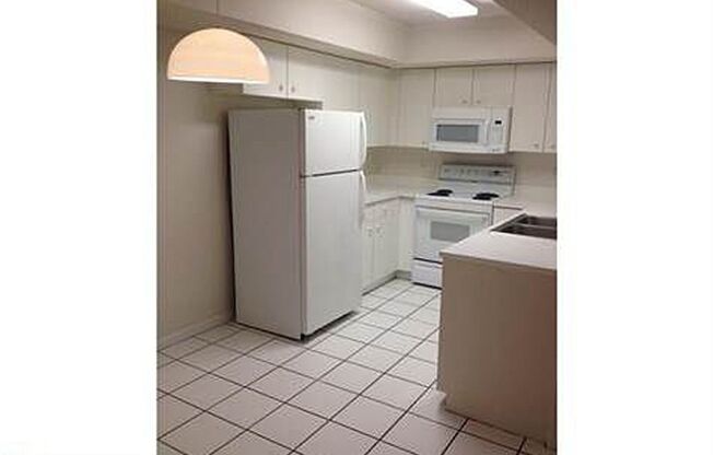 1 bed, 1 bath, 846 sqft, $1,650, Unit 04 - 432